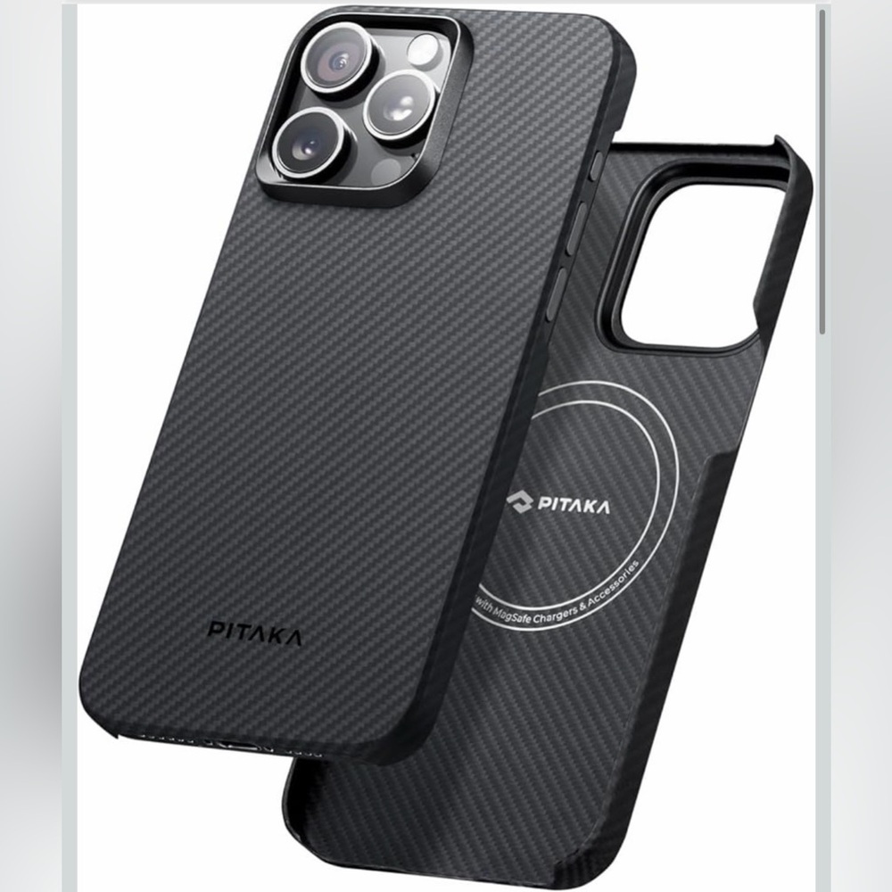 pitaka iPhone 15 Pro Ultra-Slim Aramid Fiber Case in Black/Grey Twill